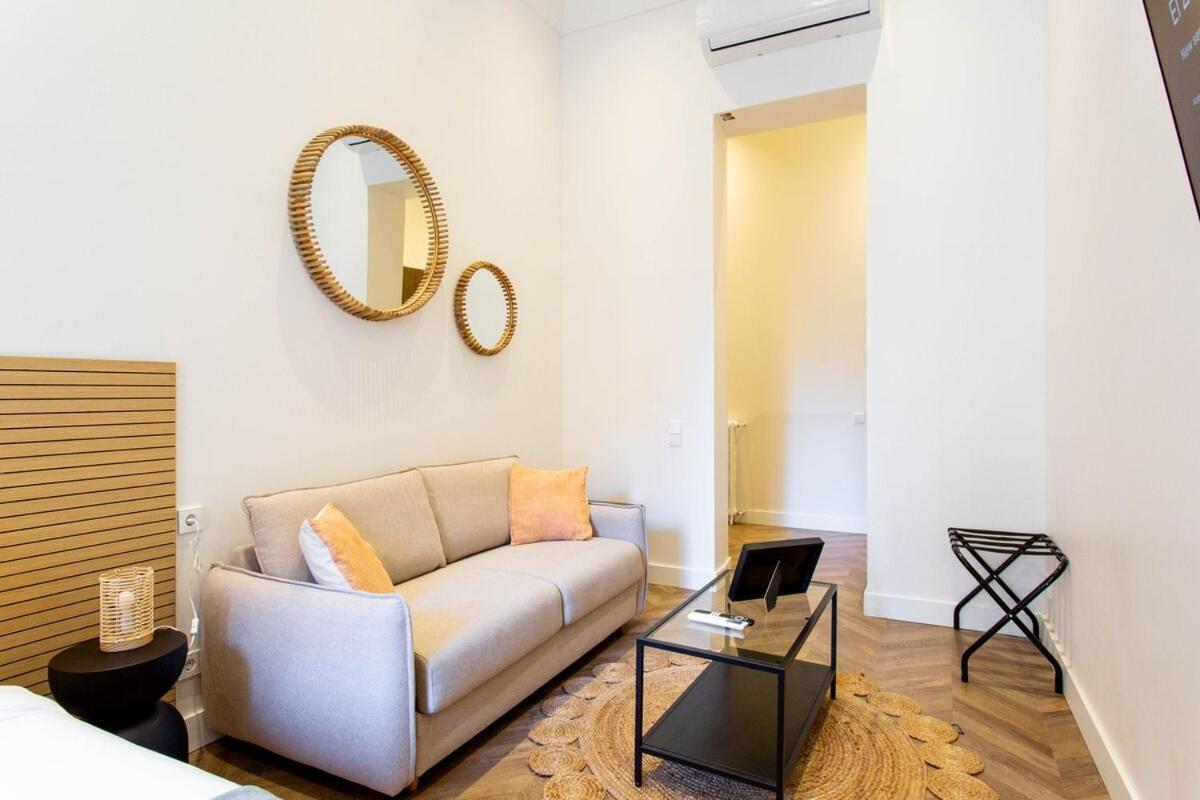1- Premium In Puerta Del Sol Madri